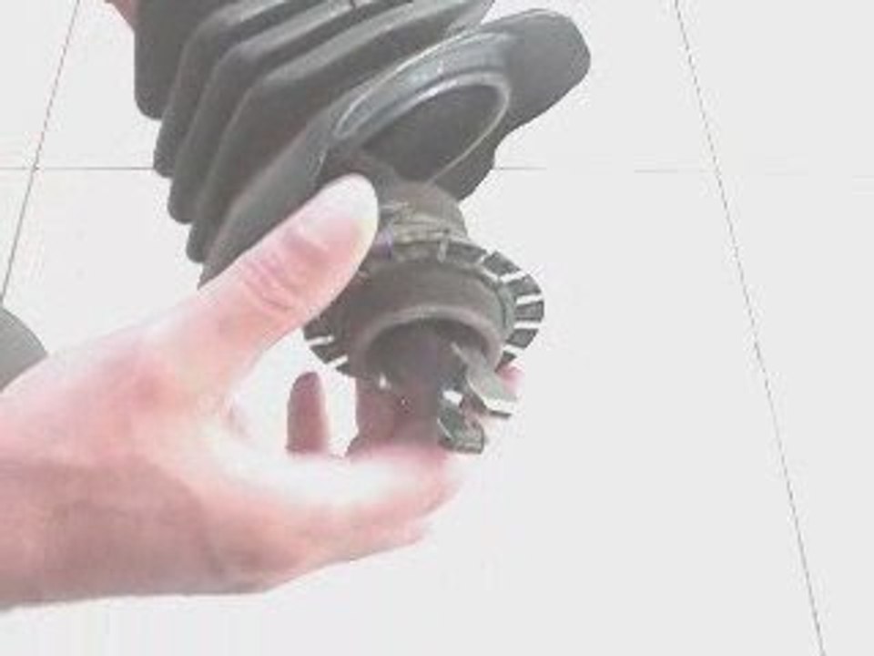 Réparation d'un levier de vitesse de Ford Taunus de 1974