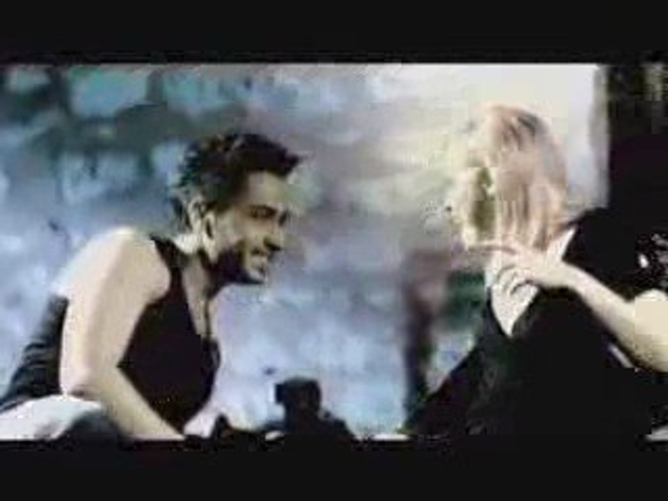 Ozan - Arkadaş klibini www.rapdinlet.net sundu...