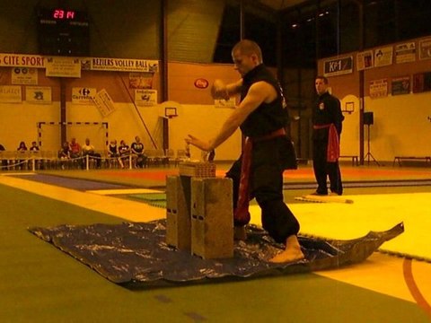 Casse - Thieu Lam Hong Quyen - Démonstration Béziers (2009)