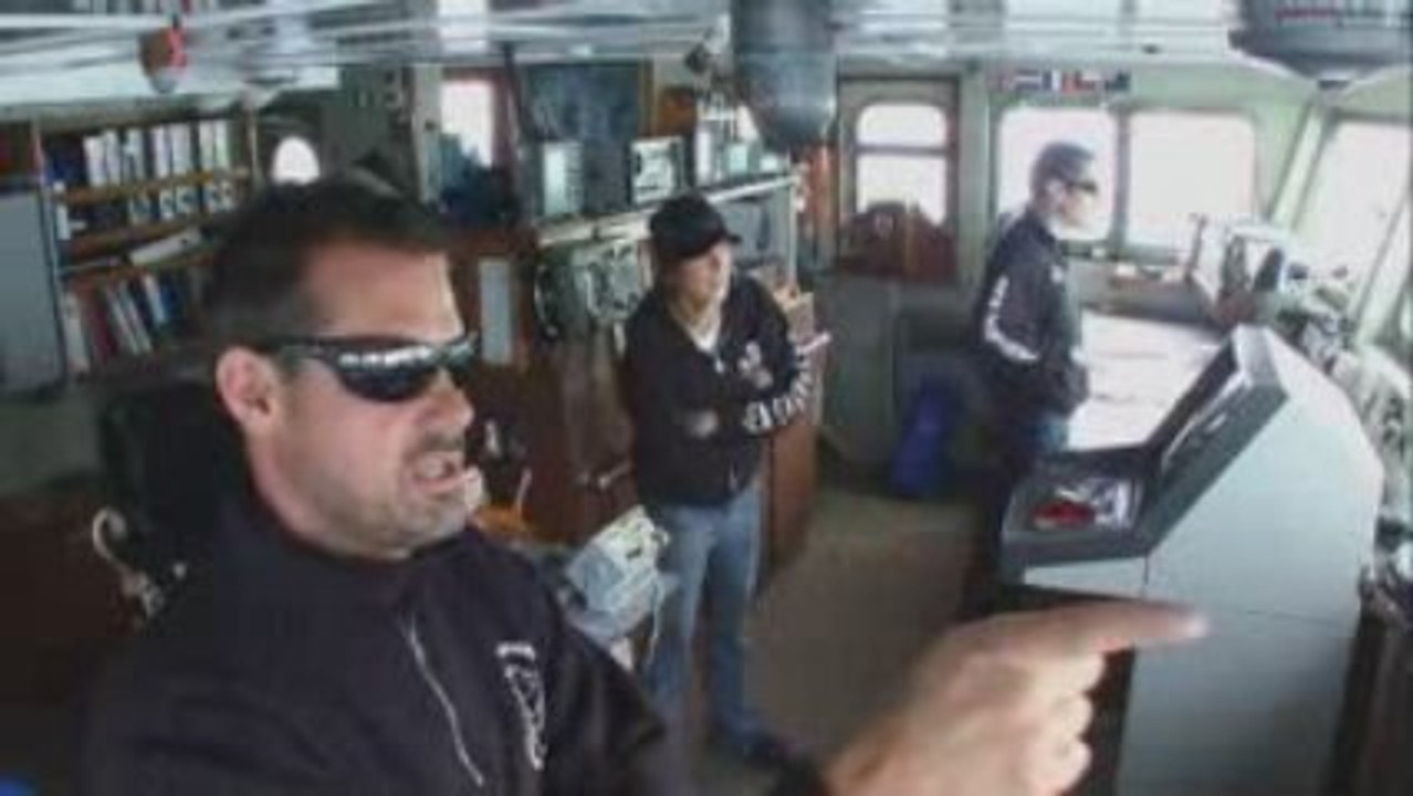 Whale Wars: Iceburg Collision