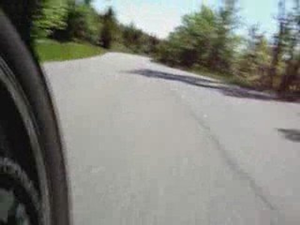 Col du Mollendruz - arsouille en SuperMotard (XT, XR, Husqy)