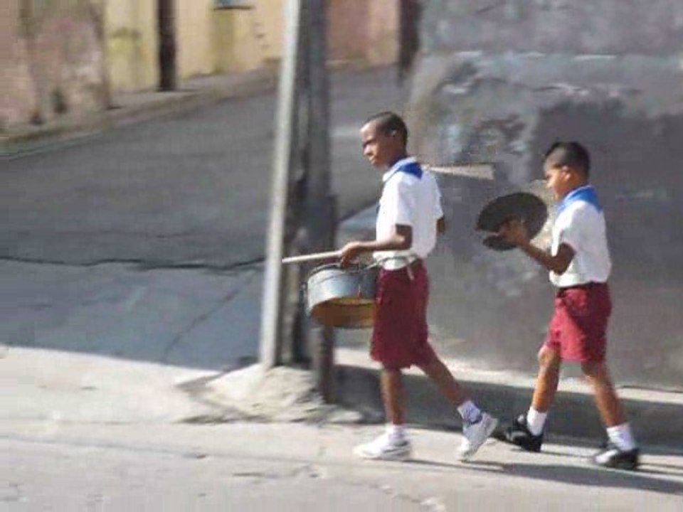14 Cuba Santa Clara Enfants musiciens