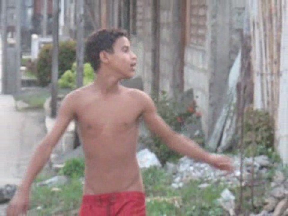 5 Cuba Baracoa Enfants rue Base Ball 3