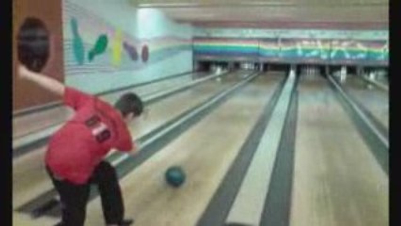 Montage bowling.wmv 3