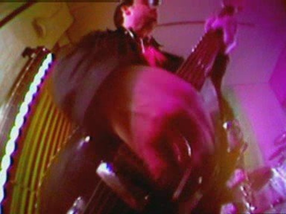 Manic Street Preachers return to the scene