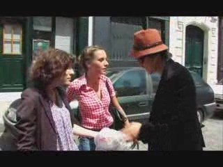 Les Fillettes Vs Frédéric Chau