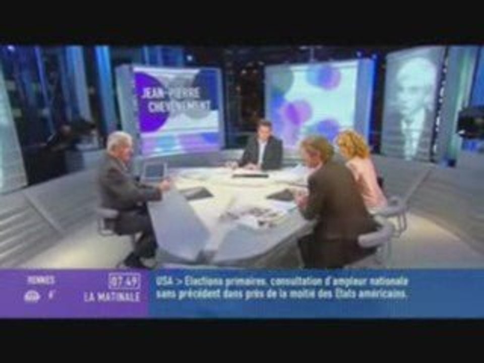 Chevènement opposé à Sarkozy sur l'Europe