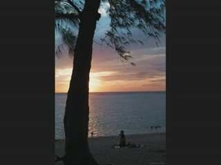 LE COUCHER DE SOLEIL sur Saint GILLES 22 12 2008_0001