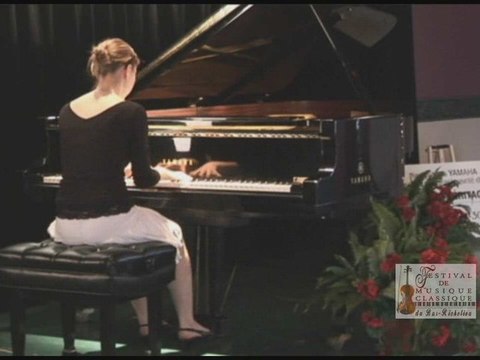 FMCBR 2009 - Léa Moisan-Perrier - Piano 18 ans et moins