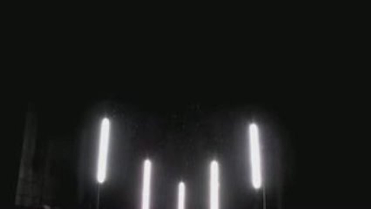 Simian Mobile Disco - 10000 Horses Cant Be Wrong HD