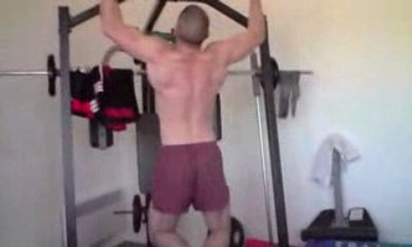 TRACTIONS BARRE FIXE