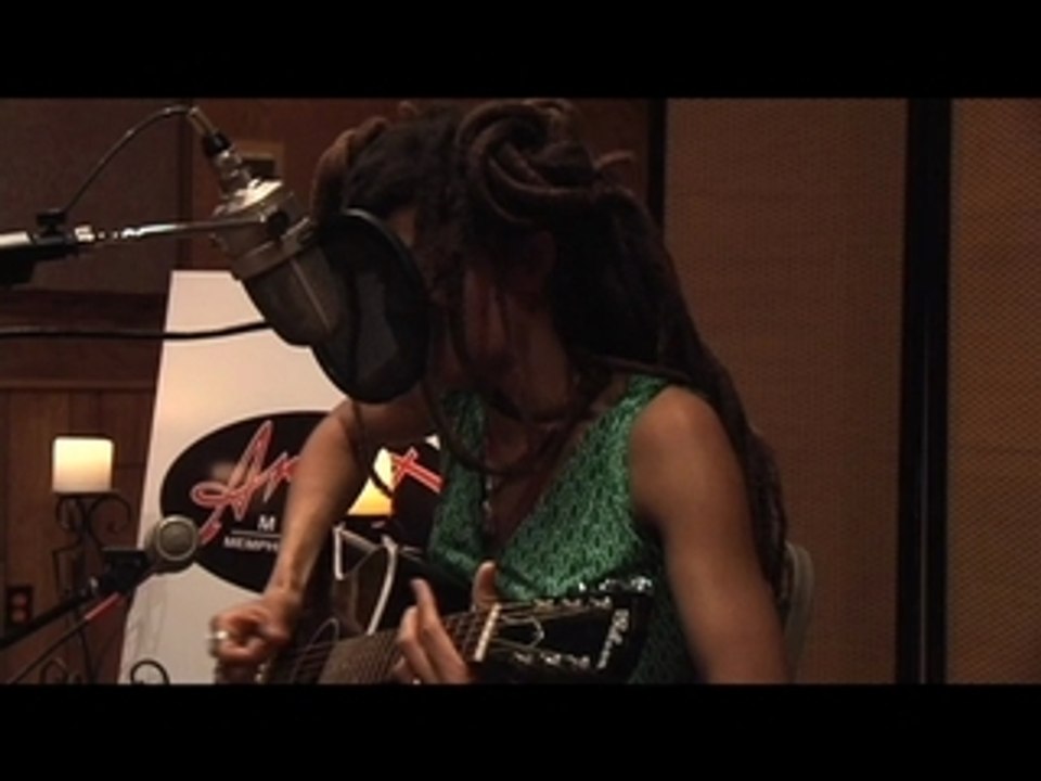 Ardent Presents: Valerie June - "On My Way Back Home"