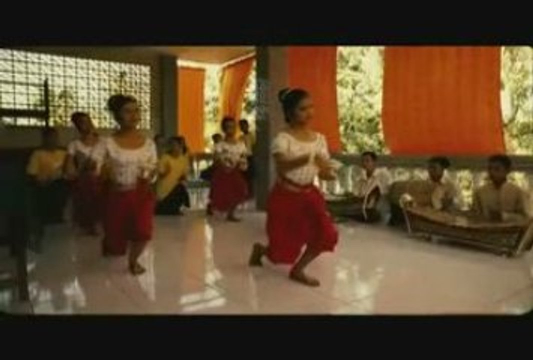HOLLY - Trailer