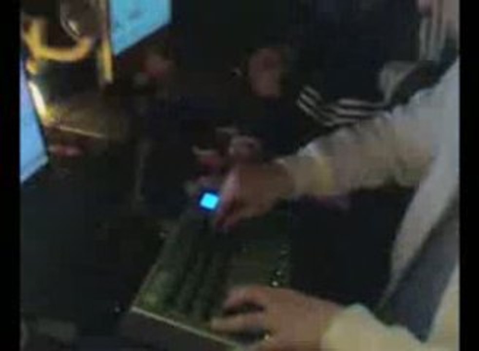 DJ VERSUS VS BADSAMPLE LIVE @ CLUB PLAY 2006.02.03