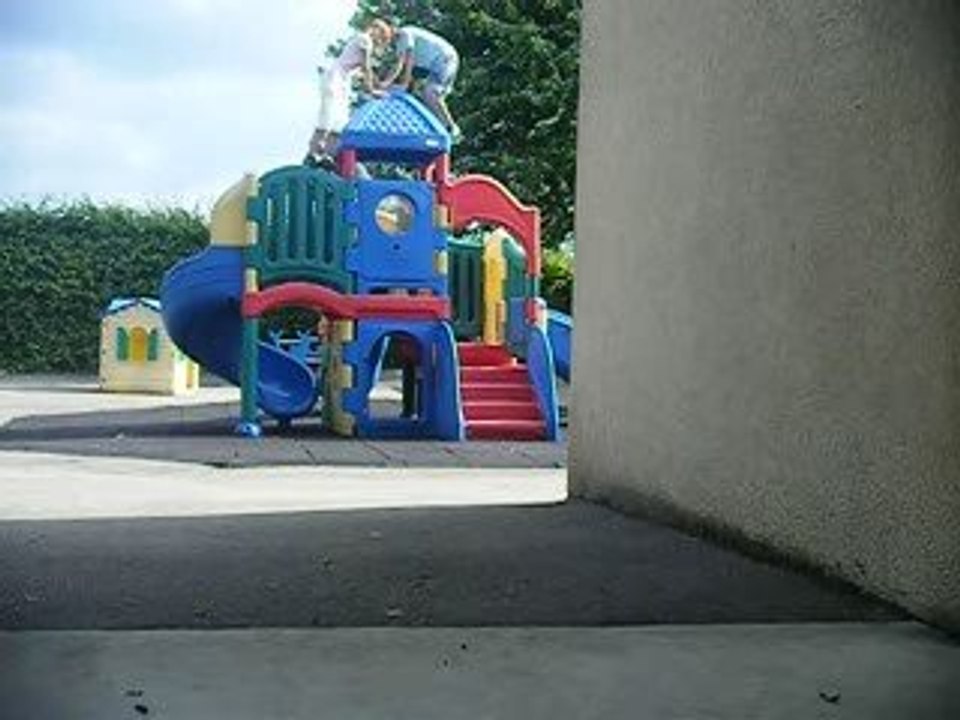 Les jeux, tobogans-souvenirs