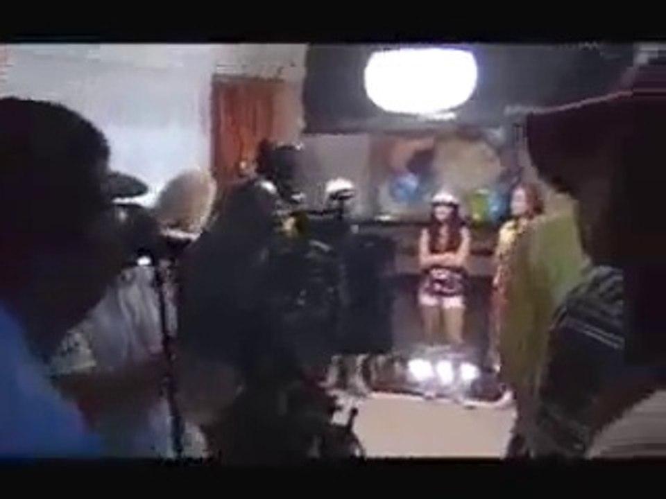 VANESSA HUDGENS - Sneakernight Video [behind the scenes]