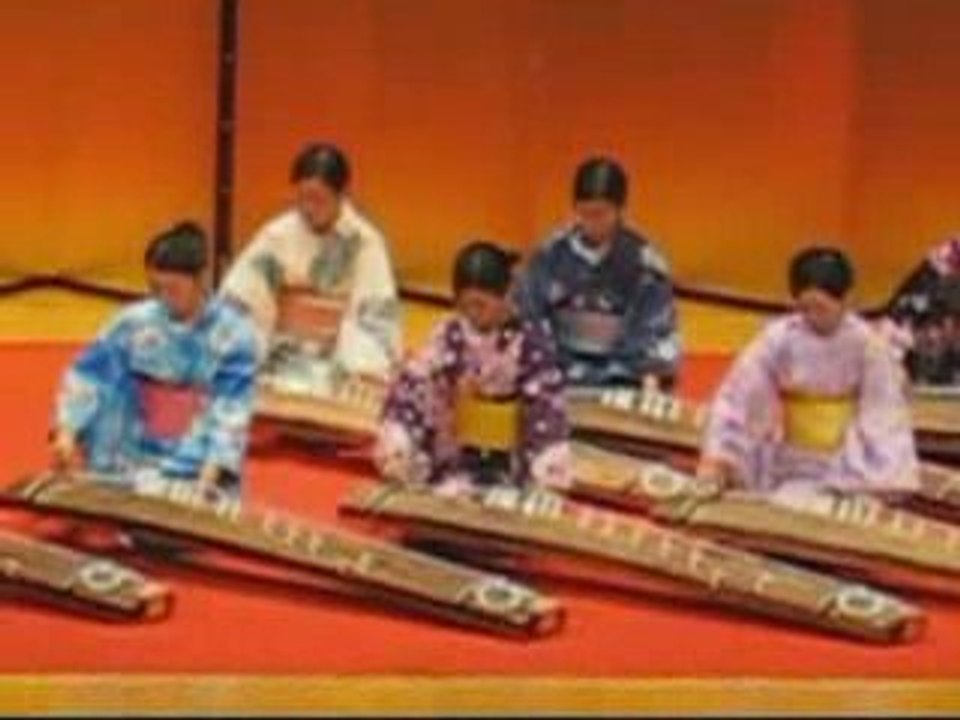 Koto en groupe