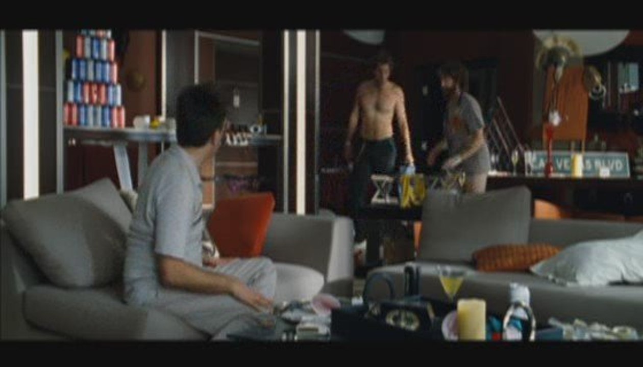 The Hangover Movie [HQ] - Theres A Tiger In The Bathroom