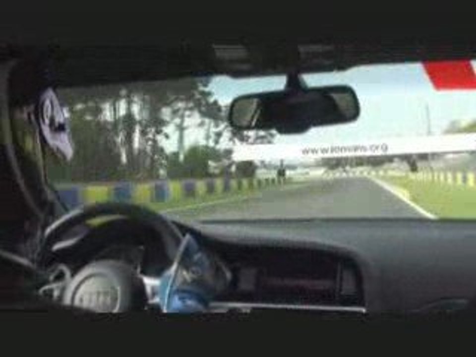 Audi RS6 sur le circuit Bugatti du Mans