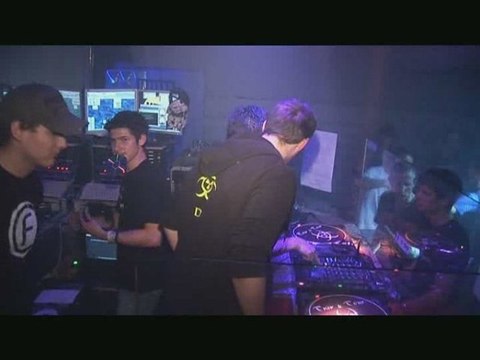 Artemis Vs R3m @ R.AW.3 by Trip & Teuf