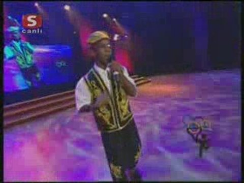 7. Türkçe Olimpiyatı Şarkı Yarışması Üçüncüsü Anadolu Benim