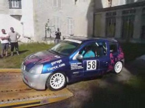 Clio cup garrage tierce