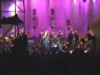 FERIA NIMES 2009 : Triomphe de LAVILLIERS