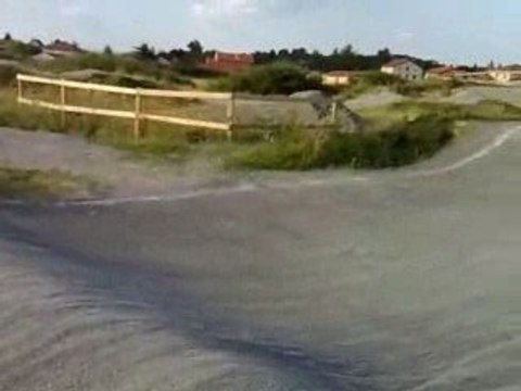 E-maxx brushless ezrun 150A 2350kv 4s lipo 4000mA 25C