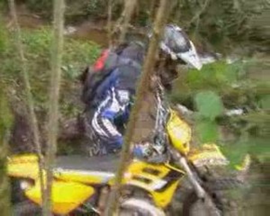 Enduro aveyron dans les palanges et salles la source