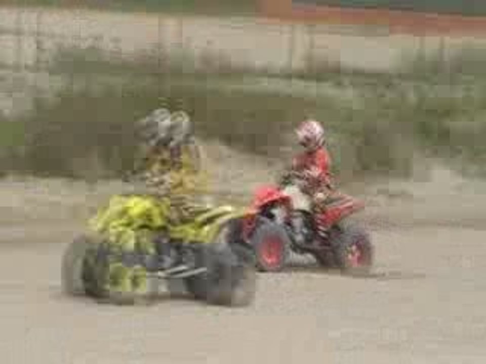 Charlotte commence a sauter