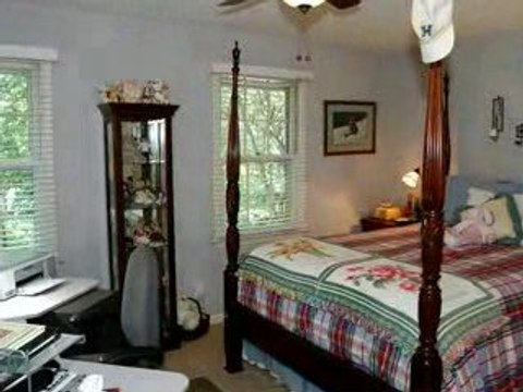 Charming Townhome in Decatur GA, listed by Rita Carreno