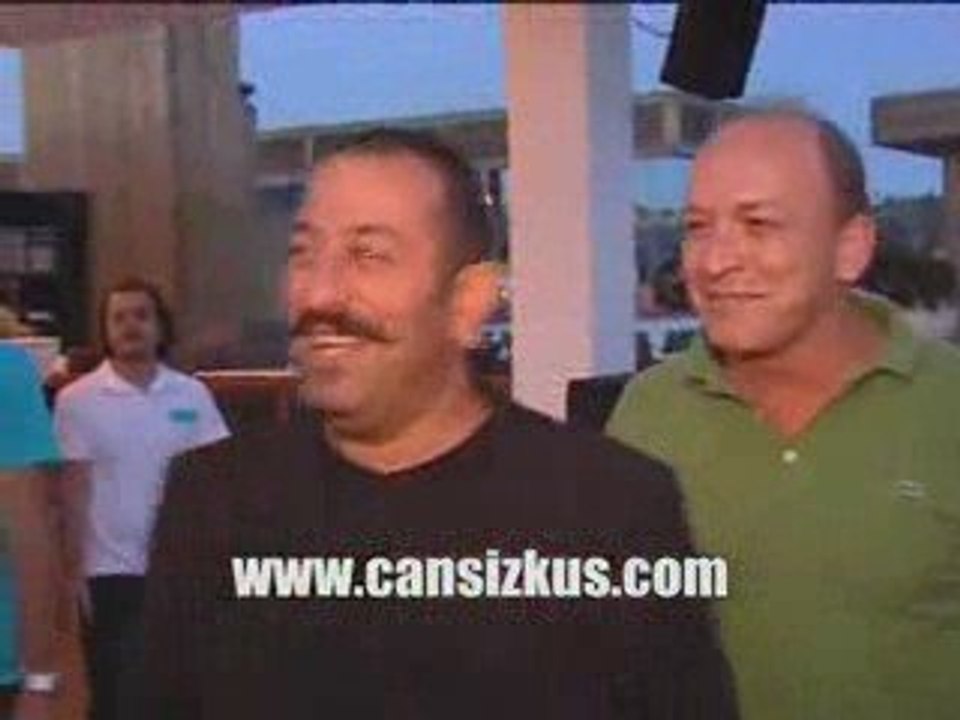 CEM YILMAZ, MAHSUN KIRMIZIGÜL'E NEDEN VERYANSIN ETTİ?