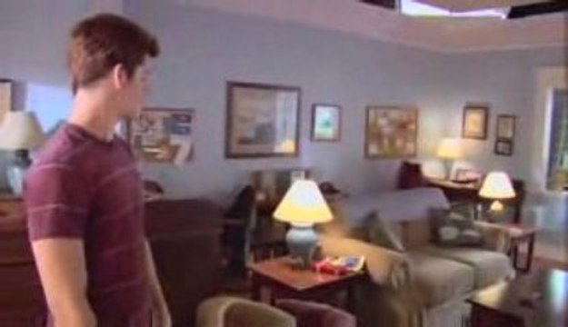 Desperate Housewives: Charles and Max Carver Tour Wisteria