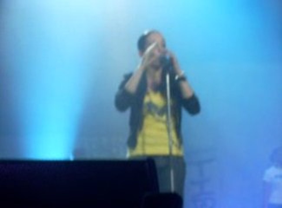 Kenza Farah Zenith de Paris