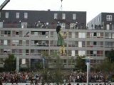 Royal de Luxe : la petite géante danse à Saint-Nazaire