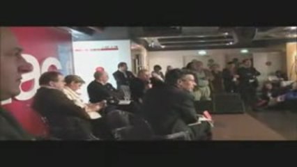 Cohn Bendit face a We Are Change Paris