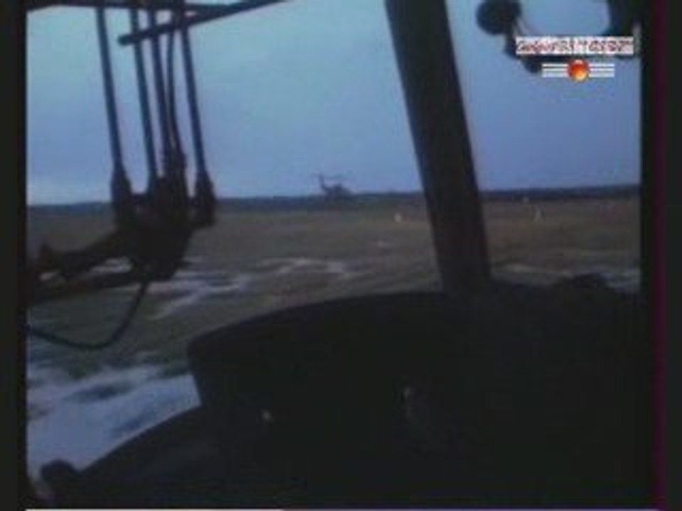 La guerre du Vietnam - Les helicopteres de combat 2sur3