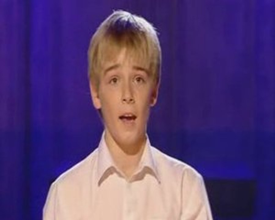 Liam Mower 2006 BBC  stage performance of Electricity
