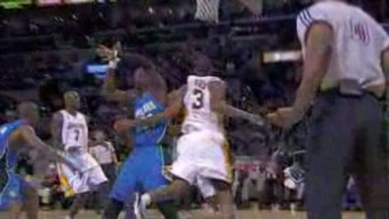 Trevor Ariza steals the ball, Derek Fisher brings the ball u