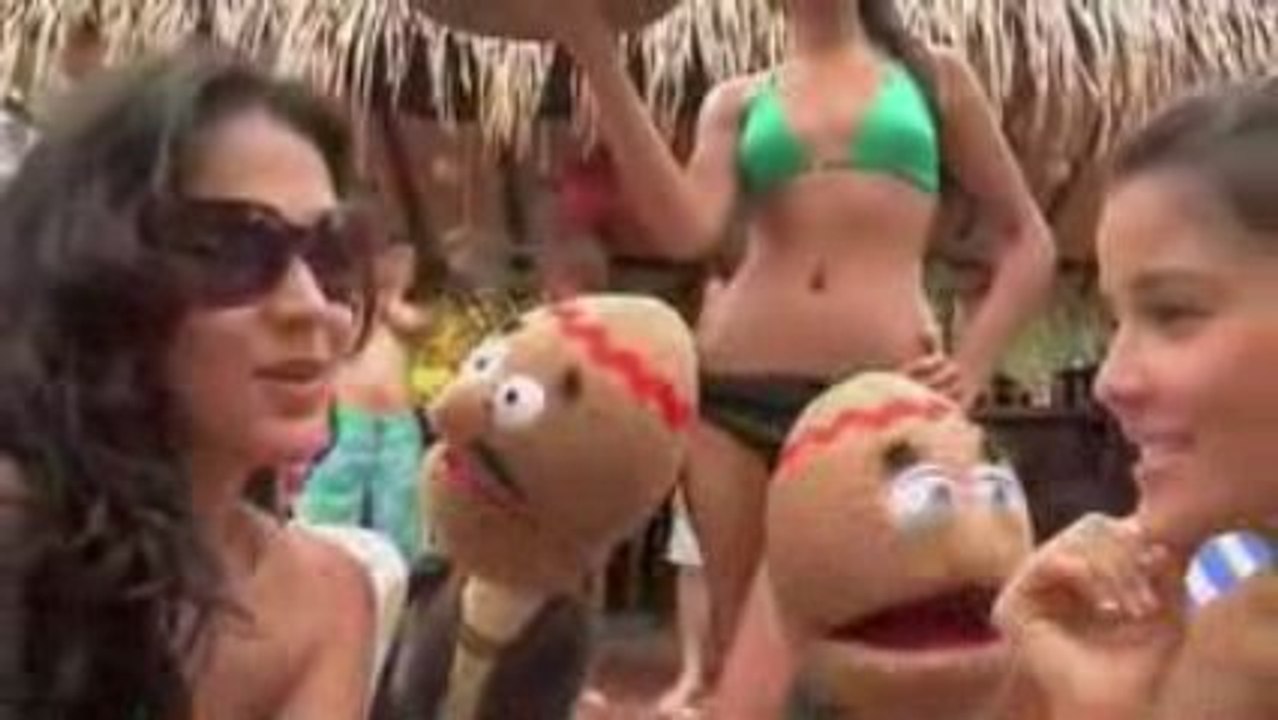 Muchas Maracas - Hot Fever " Qui a les plus grosses maracas
