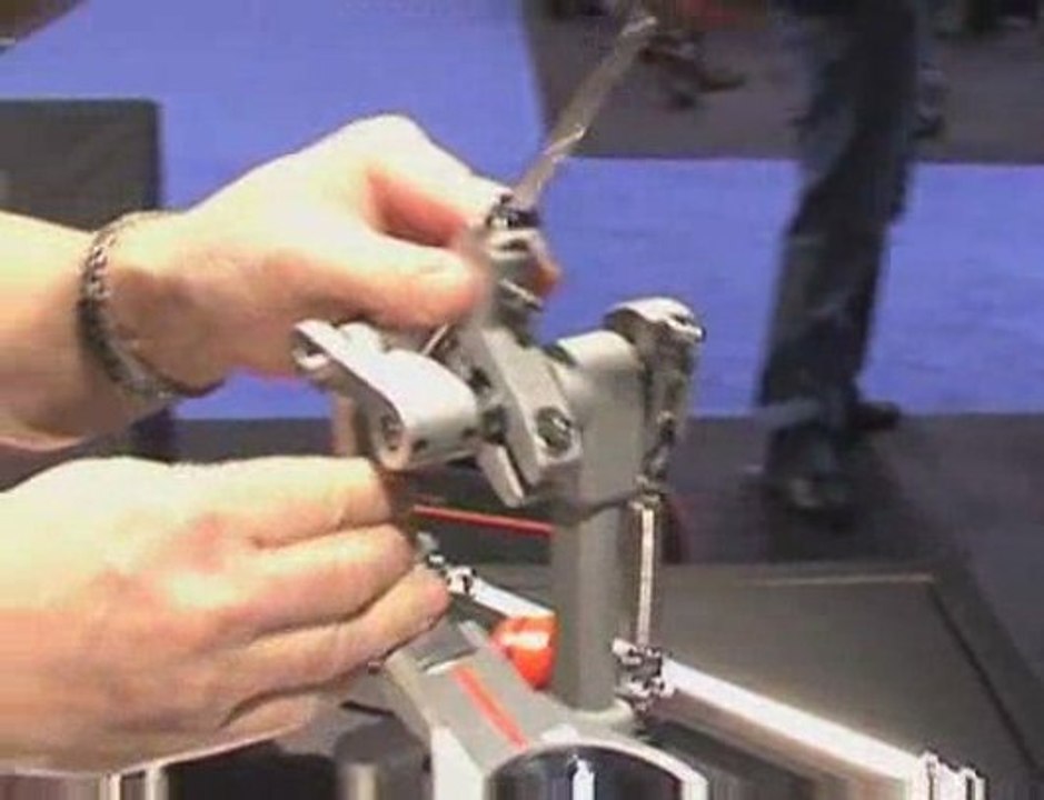 Pédale de batterie Pearl Demon (La Boite Noire)