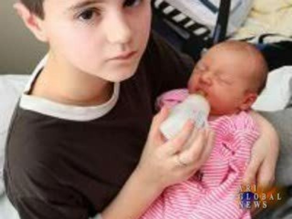 Шокирующие роды на школьном дворе