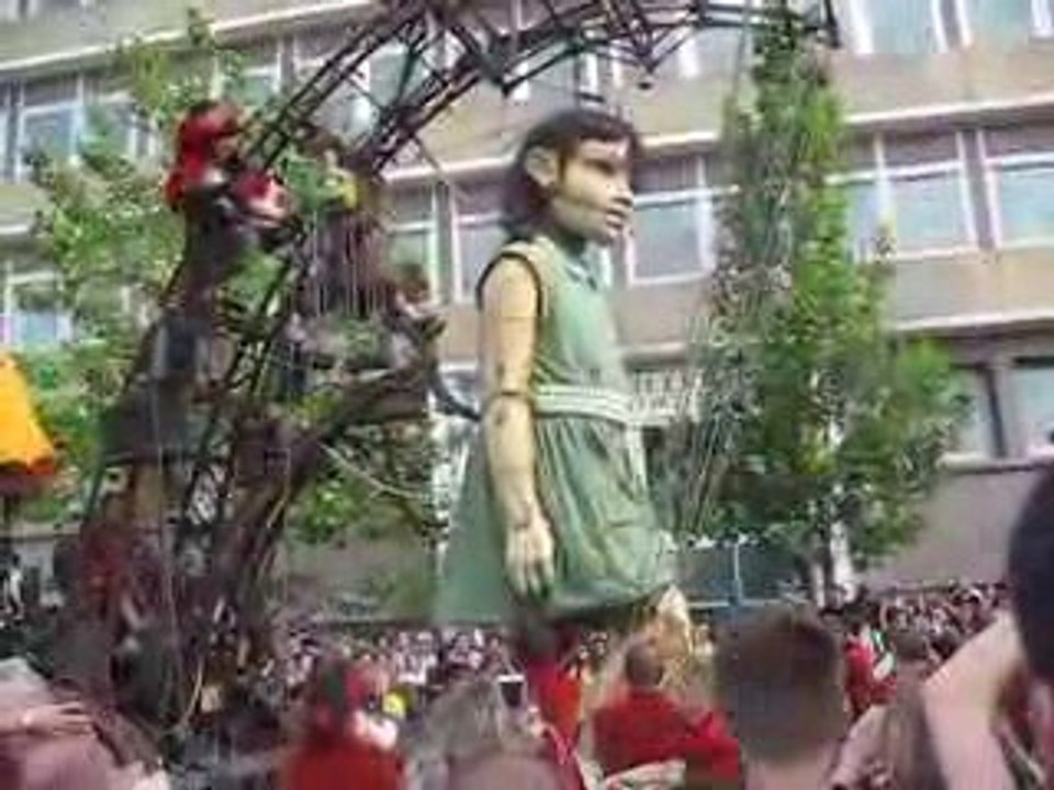 La petite Géante - Royal de Luxe - 2