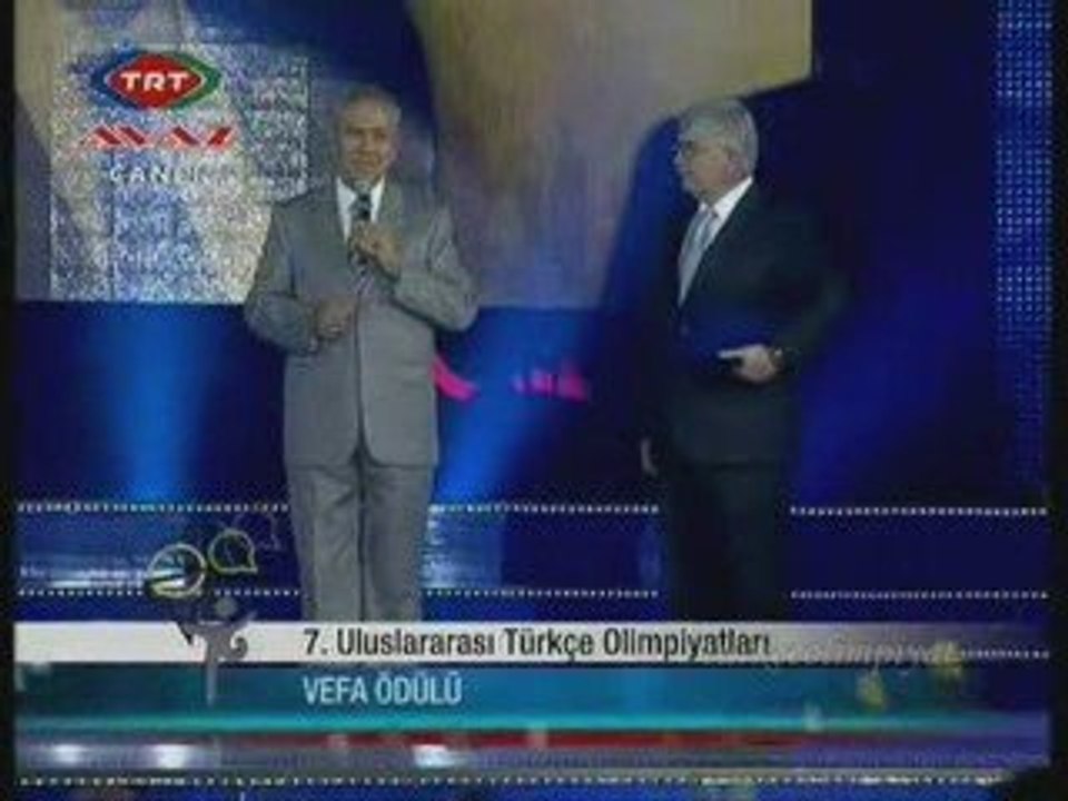 Vefa ödülü Bülent Arınç Hacı Atayı anlatıyor