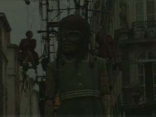 La Petite Géante du Titanic - Place Graslin