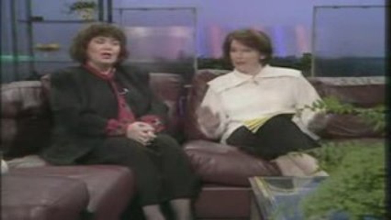 French   Saunders TV-AM - Royal Expert