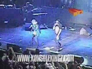 Jay-Z and Em - Renegade - Dj Hero E3 Concert