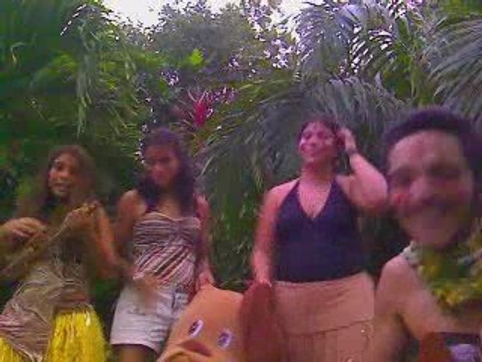 Je voudrais déjà être roi (le Roi Lion) Feat. mes cousines