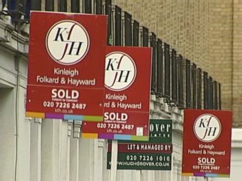 UK House prices look to be recovering