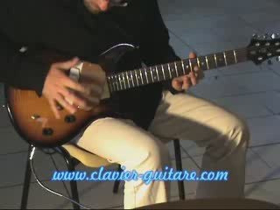 Invention clavier-guitare